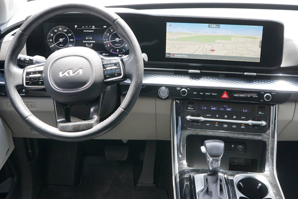 Thumbnail: 2022 Kia Carnival - 7