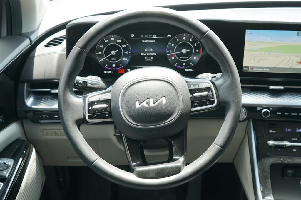 Thumbnail: 2022 Kia Carnival - 11