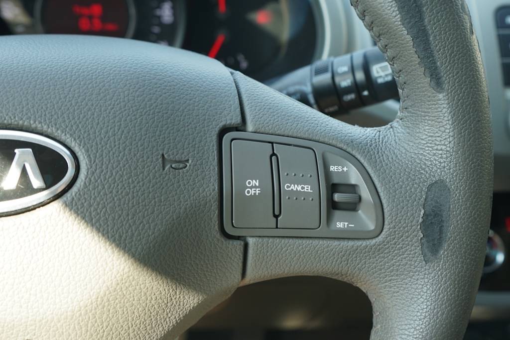 Thumbnail: 2012 Kia Sportage - 17