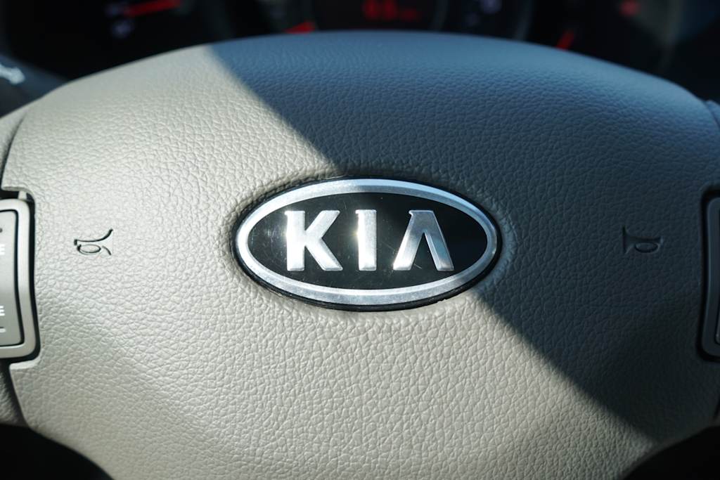 Thumbnail: 2012 Kia Sportage - 14