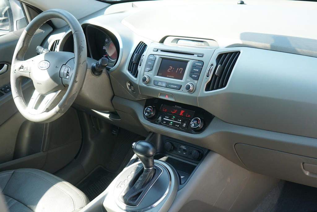 Thumbnail: 2012 Kia Sportage - 11