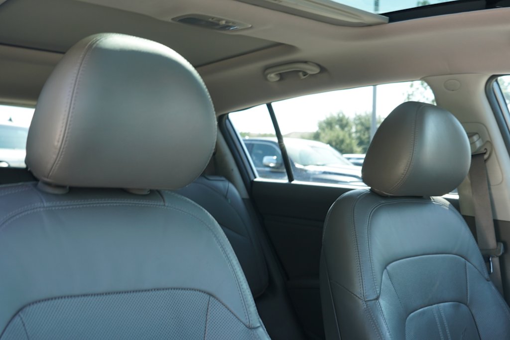 Thumbnail: 2012 Kia Sportage - 25