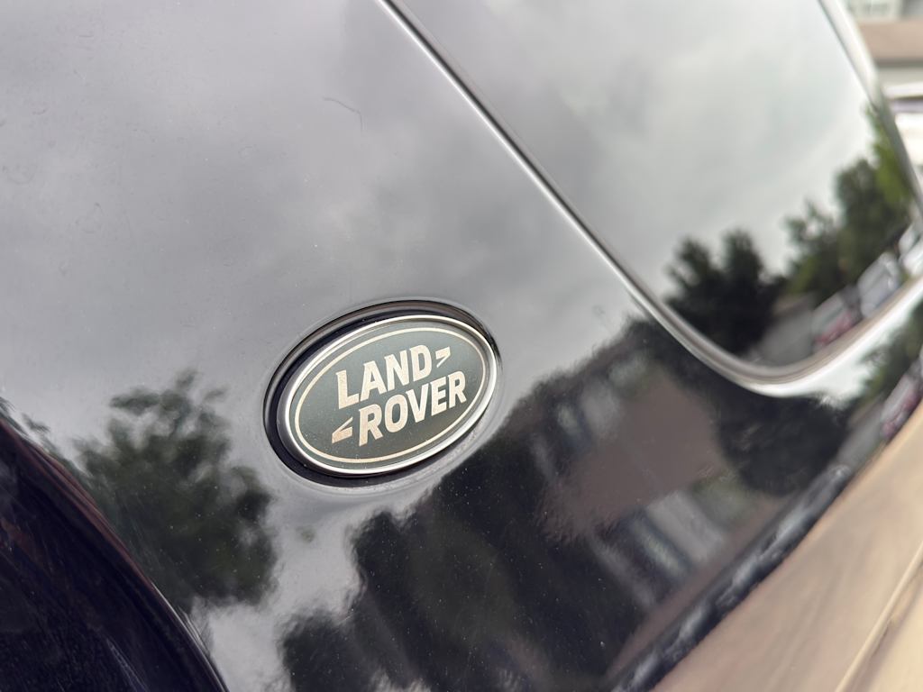 Thumbnail: 2020 Land Rover Discovery Sport - 7