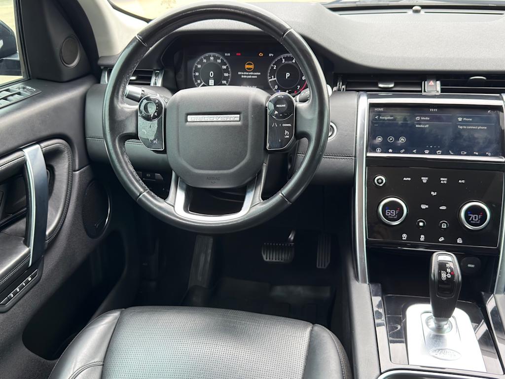 Thumbnail: 2020 Land Rover Discovery Sport - 14