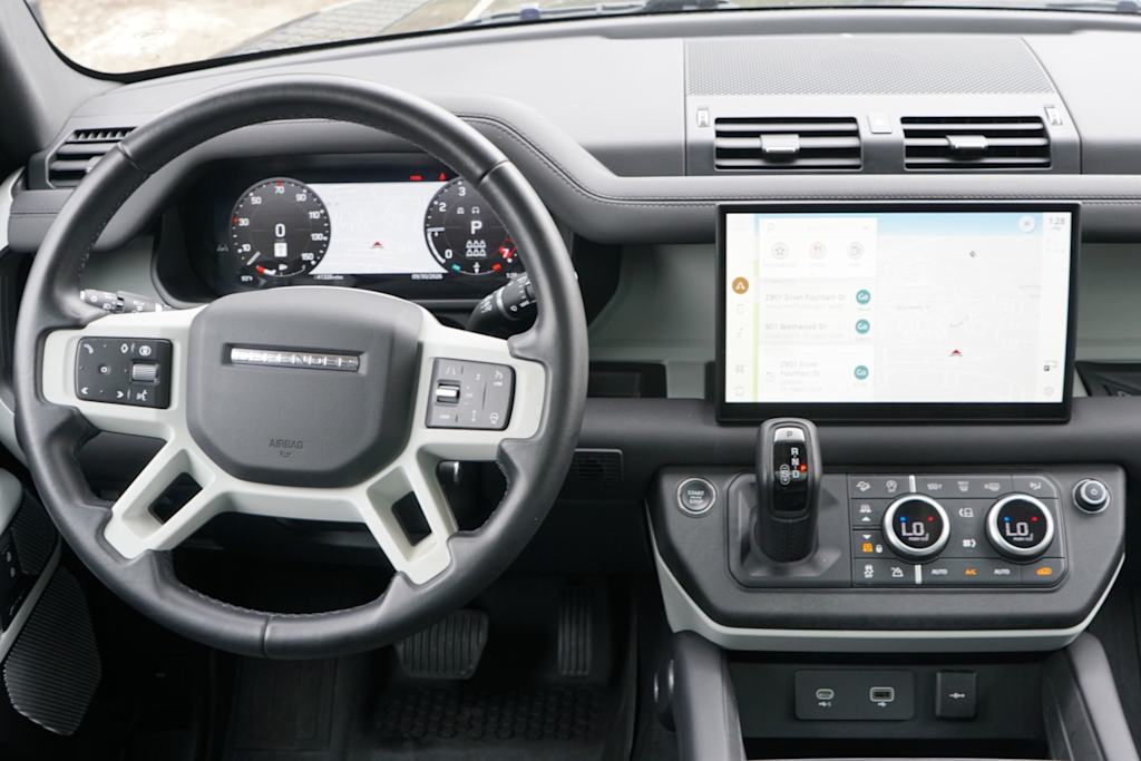 Thumbnail: 2024 Land Rover Defender - 11