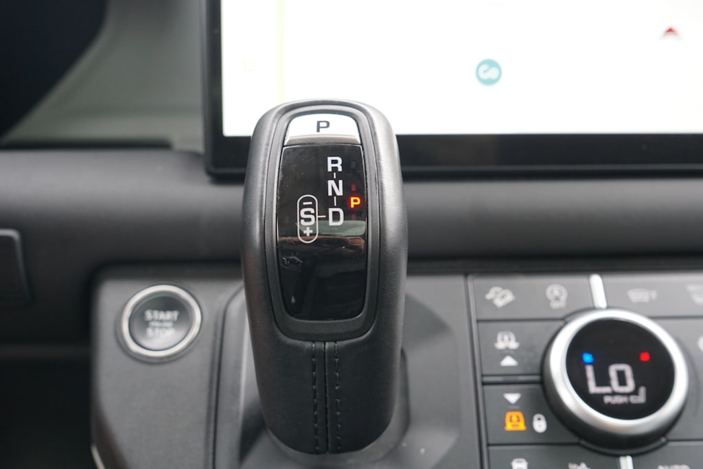 Thumbnail: 2024 Land Rover Defender - 7