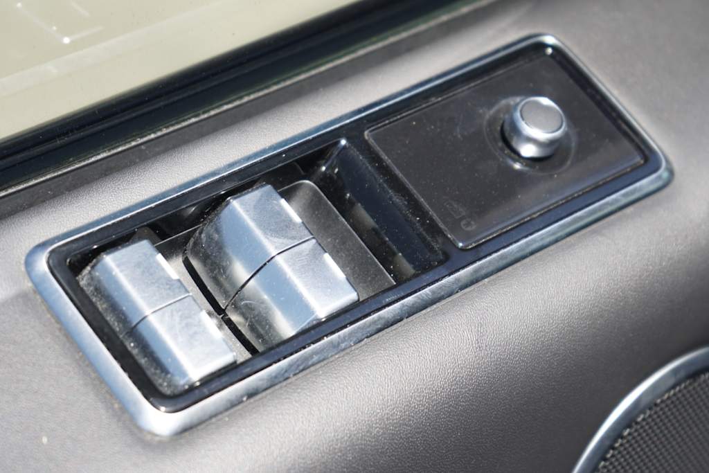 Thumbnail: 2018 Land Rover Range Rover Sport - 18