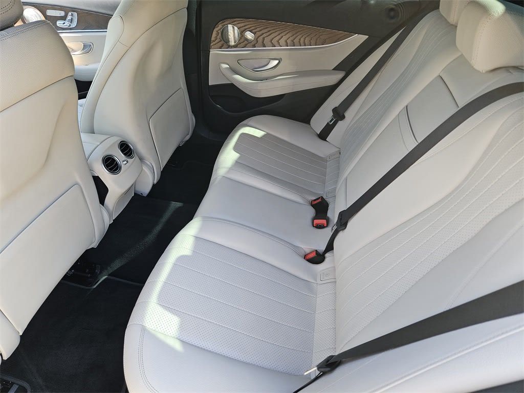 Thumbnail: 2021 Mercedes-Benz E-Class - 33