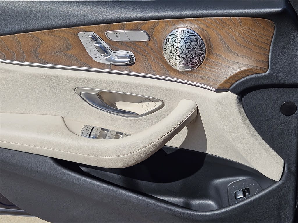 Thumbnail: 2021 Mercedes-Benz E-Class - 28