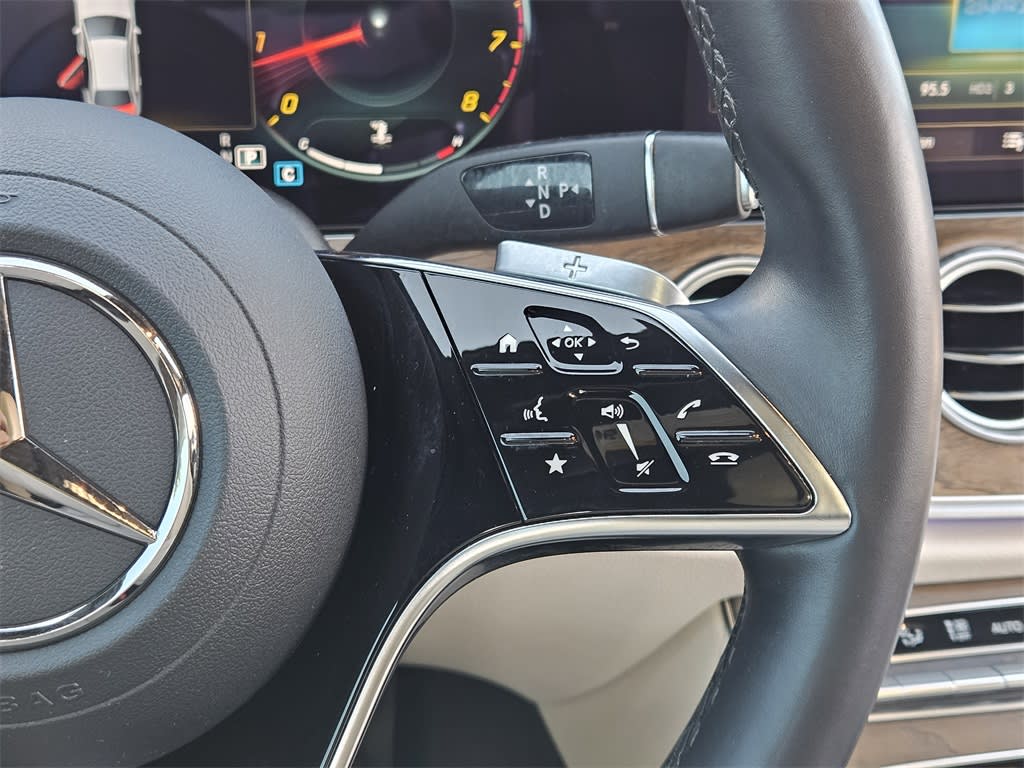 Thumbnail: 2021 Mercedes-Benz E-Class - 31