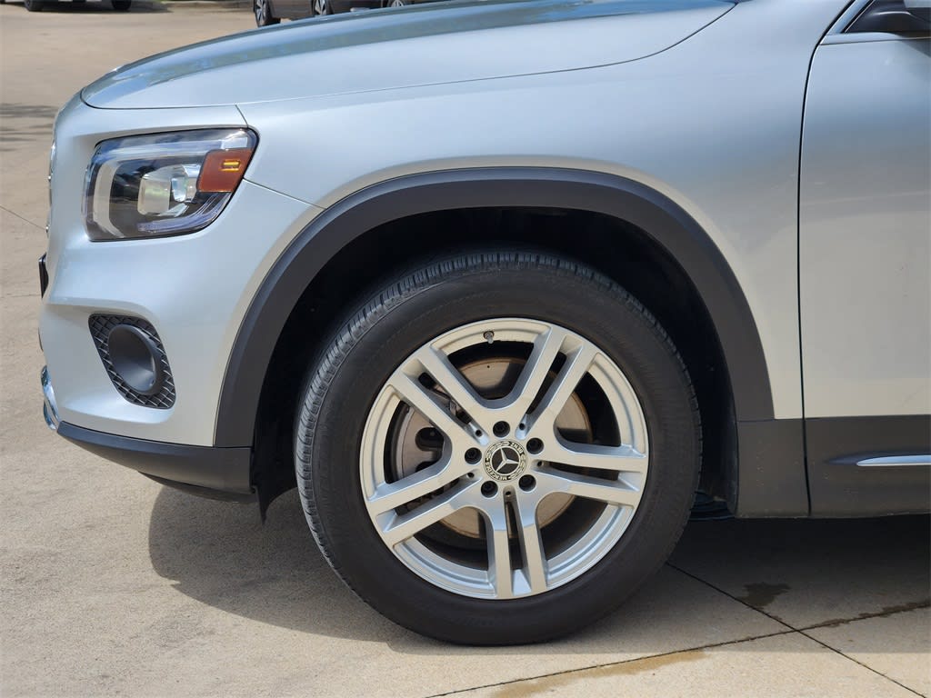 Thumbnail: 2021 Mercedes-Benz GLB - 6