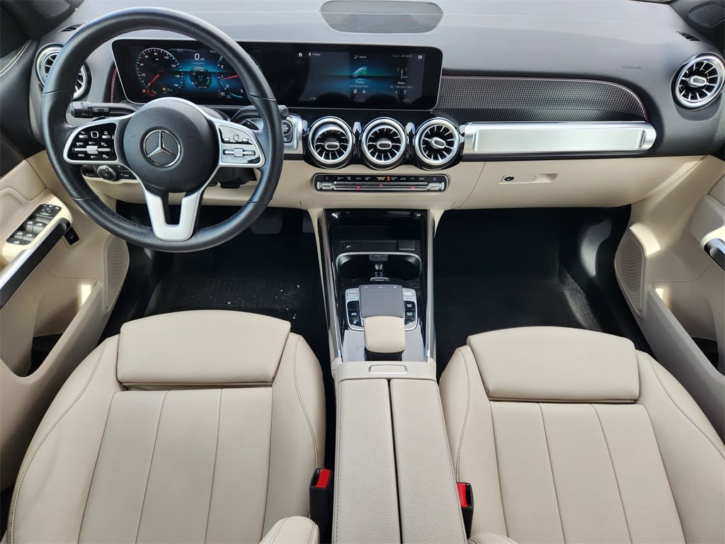 Thumbnail: 2021 Mercedes-Benz GLB - 8