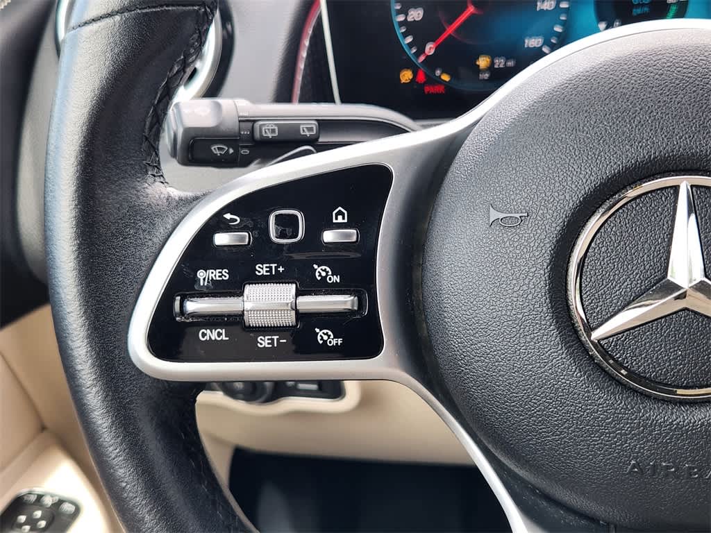 Thumbnail: 2021 Mercedes-Benz GLB - 32