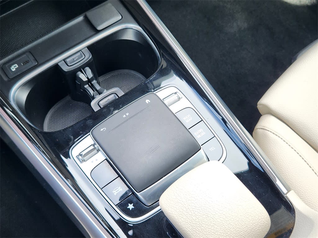 Thumbnail: 2021 Mercedes-Benz GLB - 13
