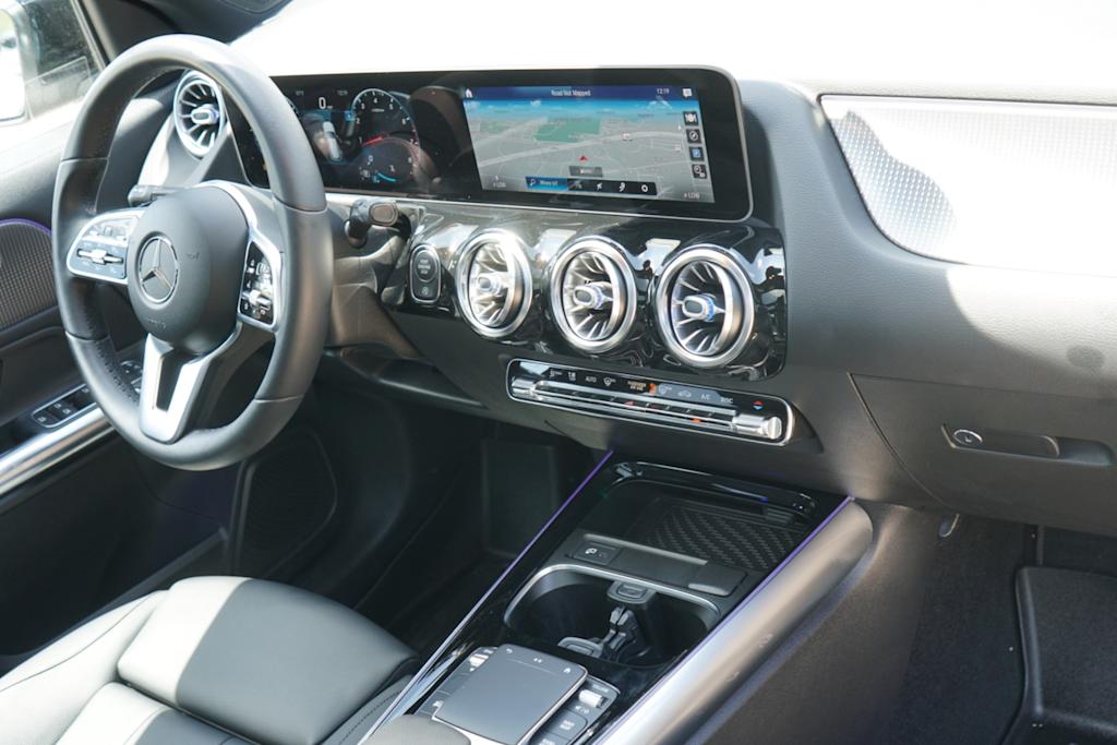 Thumbnail: 2021 Mercedes-Benz GLA - 11