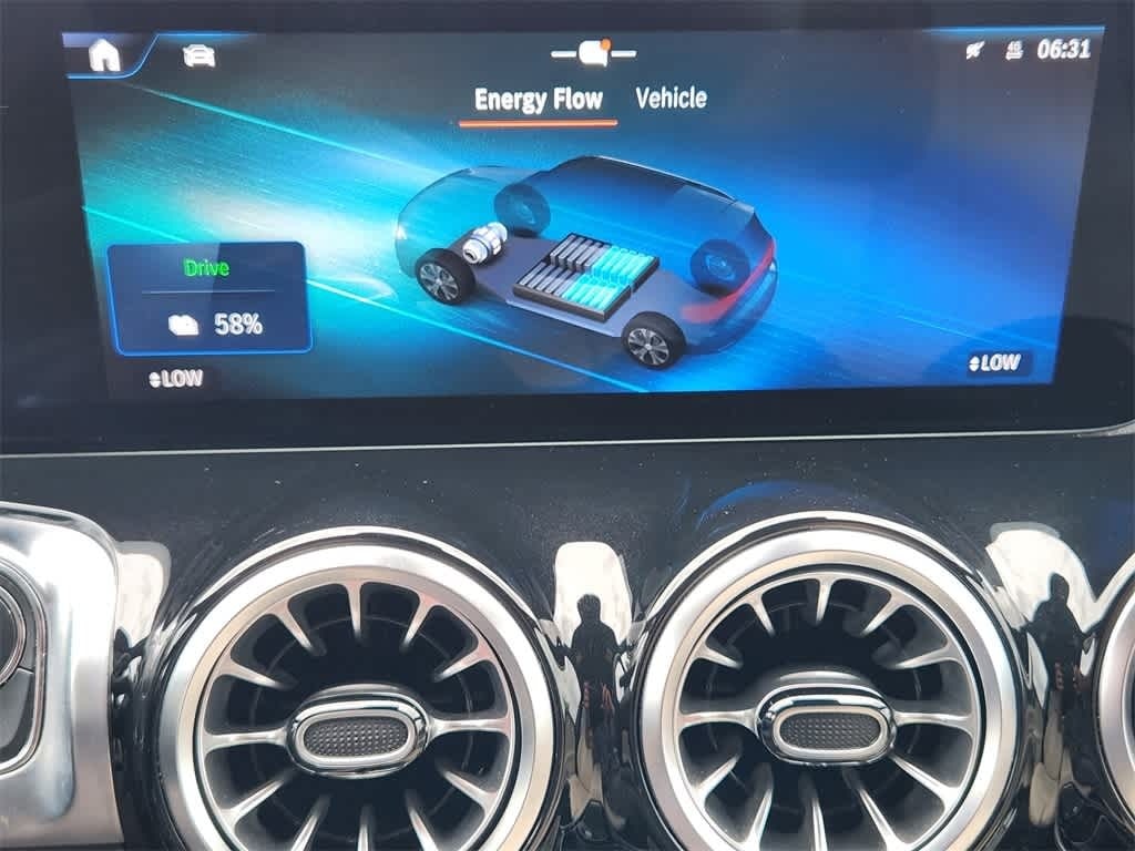 Thumbnail: 2024 Mercedes-Benz EQB - 26