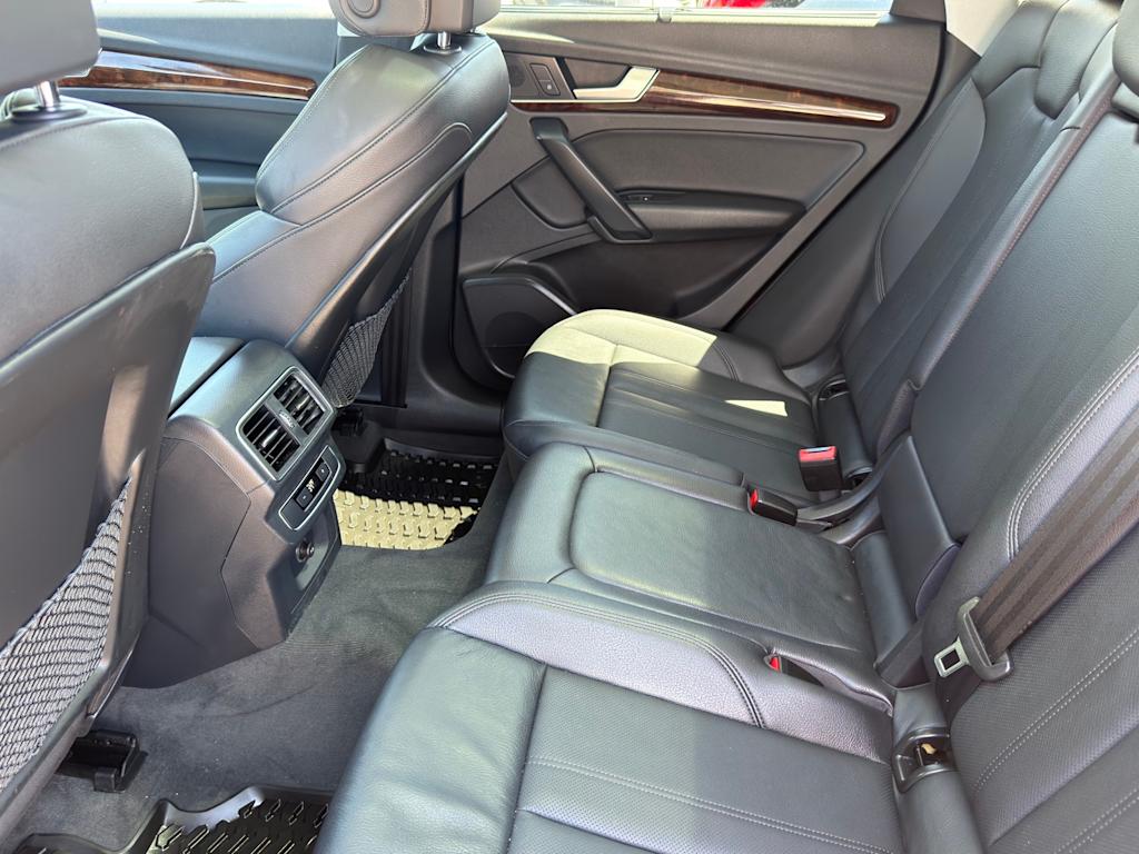 Thumbnail: 2018 Audi Q5 - 11