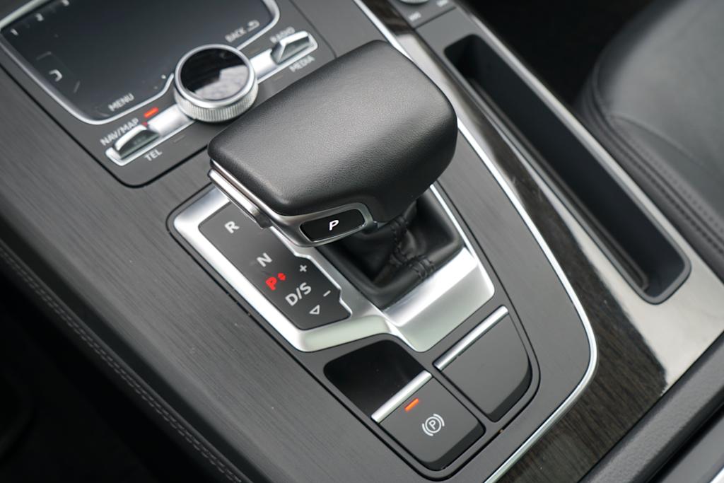 Thumbnail: 2019 Audi Q5 - 13