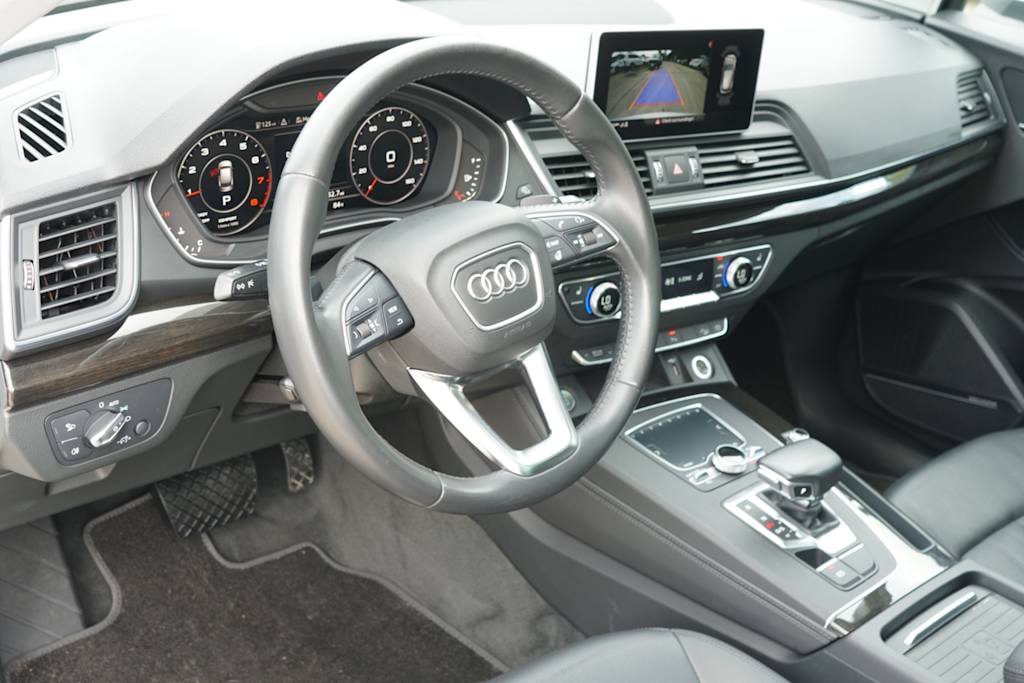 Thumbnail: 2019 Audi Q5 - 2