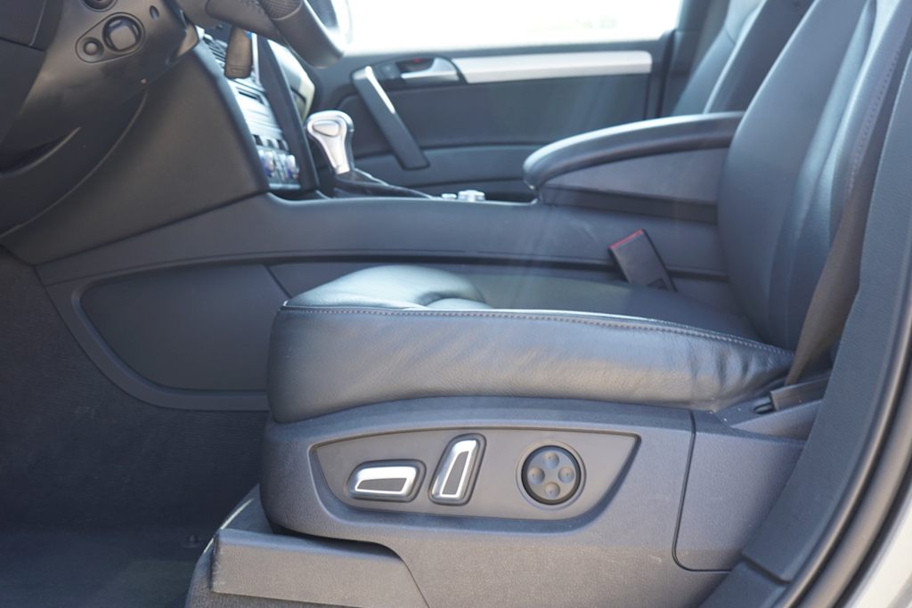 Thumbnail: 2015 Audi Q7 - 23