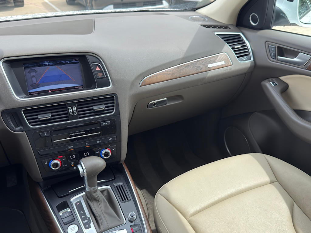 Thumbnail: 2013 Audi Q5 - 29