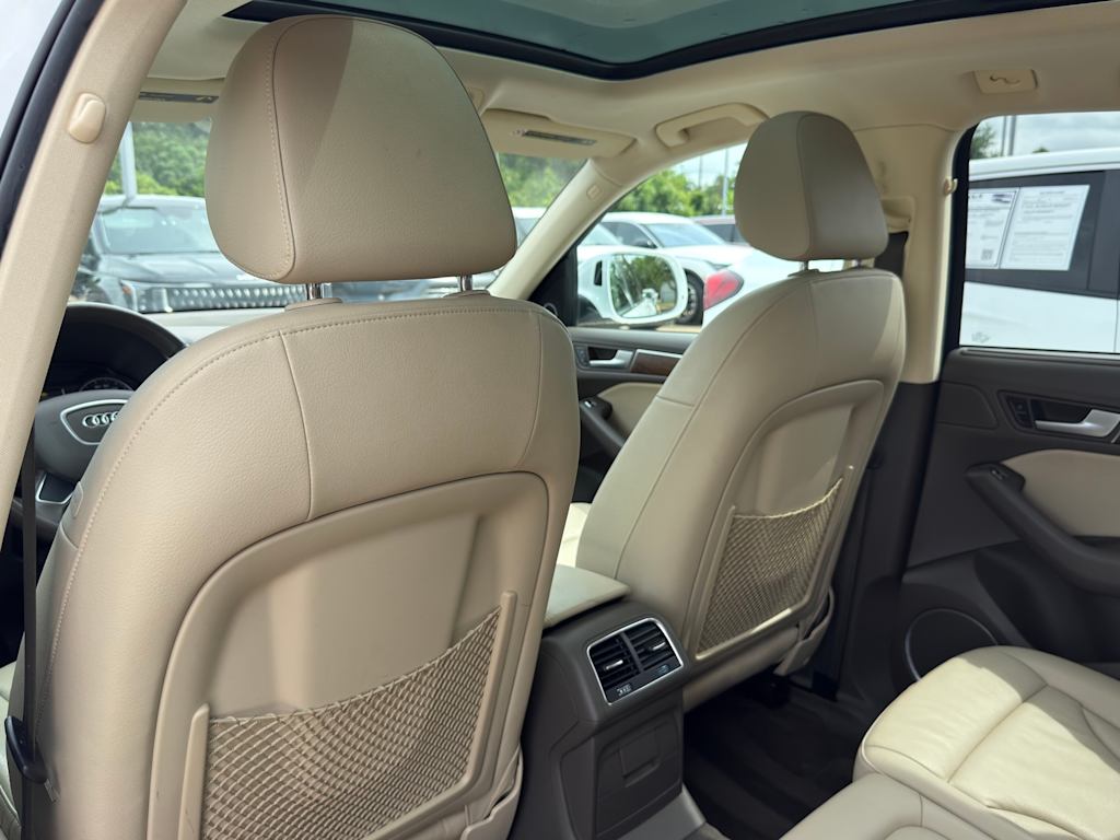 Thumbnail: 2013 Audi Q5 - 28
