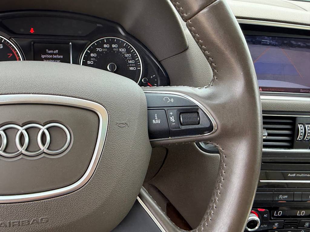 Thumbnail: 2013 Audi Q5 - 25