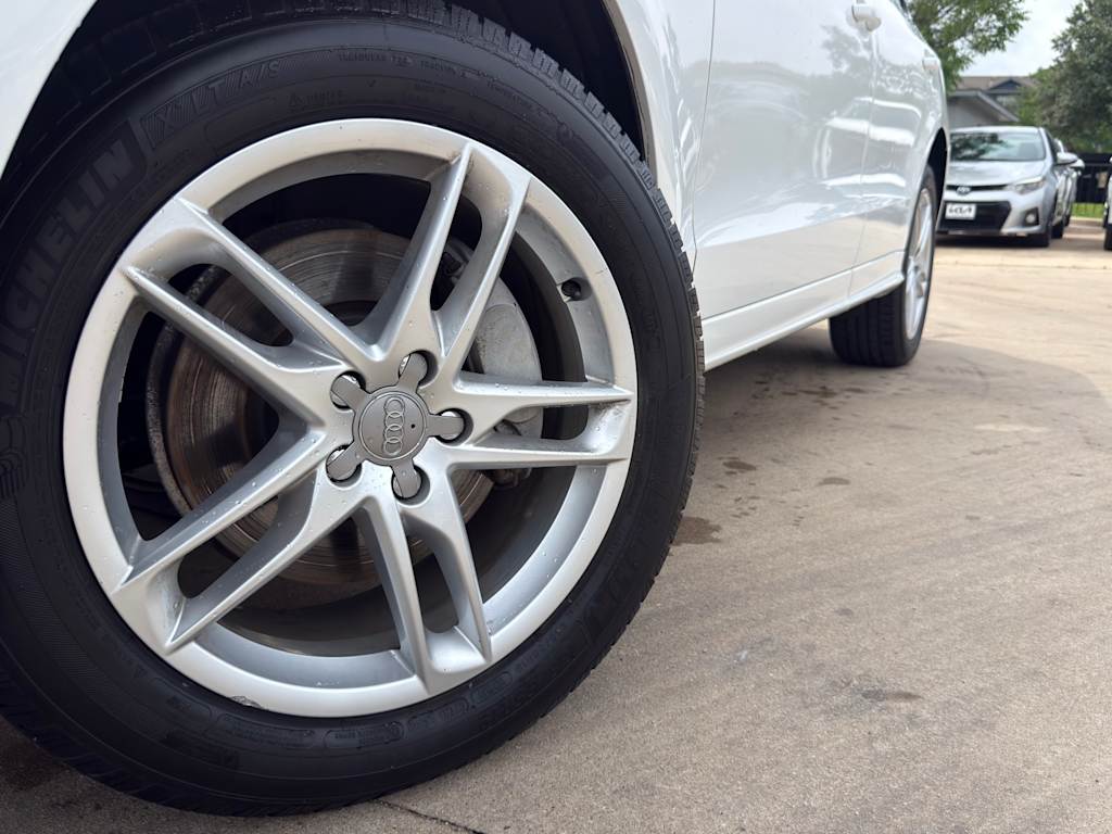Thumbnail: 2013 Audi Q5 - 7