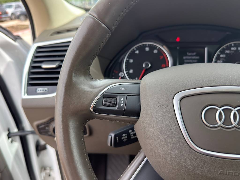 Thumbnail: 2013 Audi Q5 - 22
