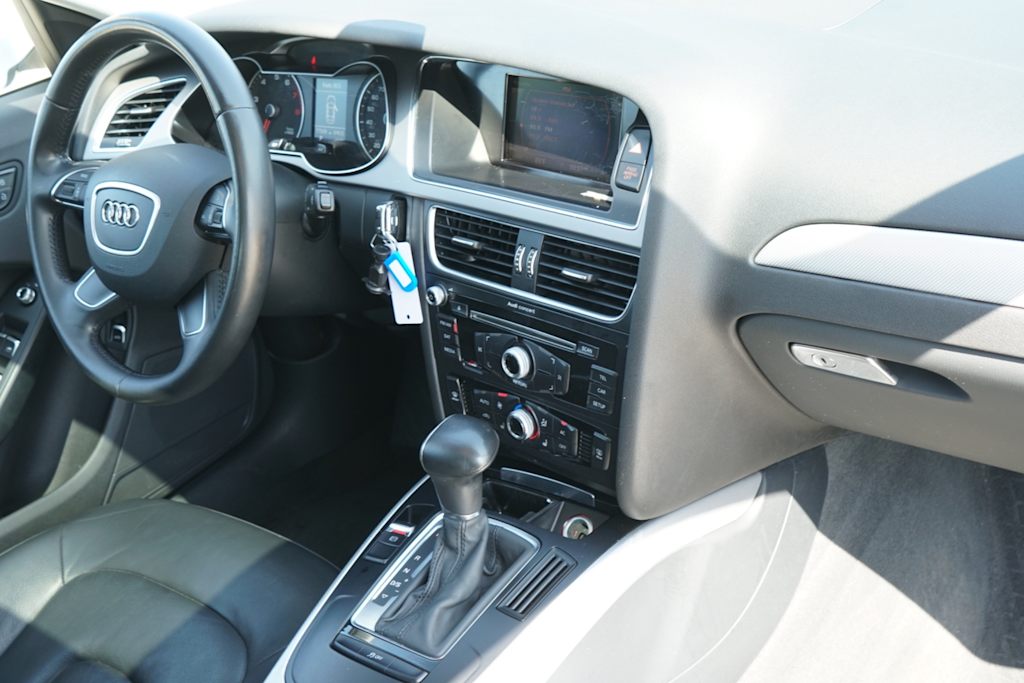 Thumbnail: 2013 Audi A4 - 11