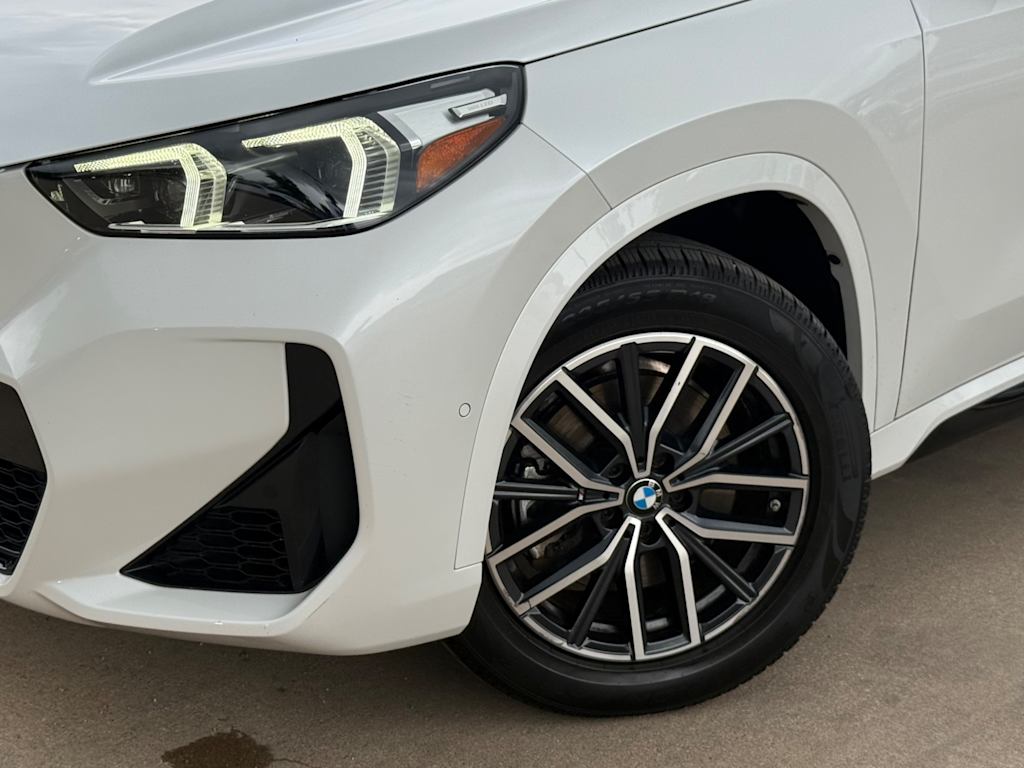 Thumbnail: 2023 BMW X1 - 7