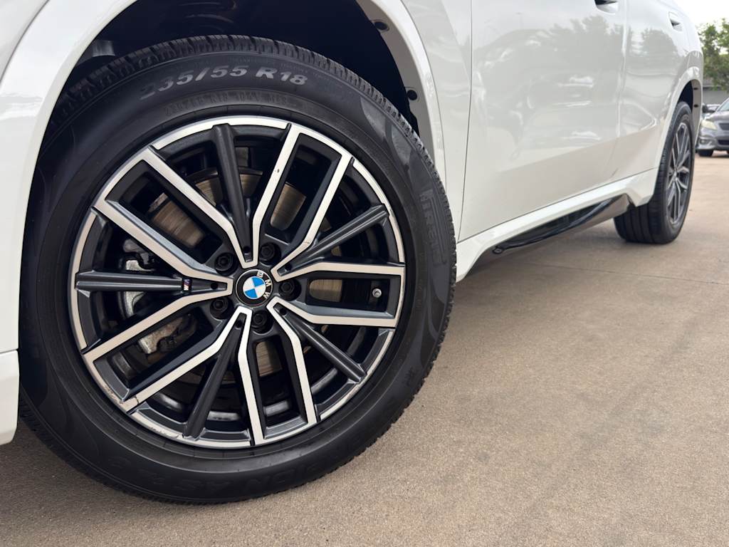 Thumbnail: 2023 BMW X1 - 18
