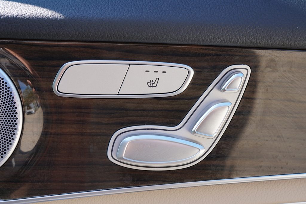 Thumbnail: 2019 Mercedes-Benz GLC - 23