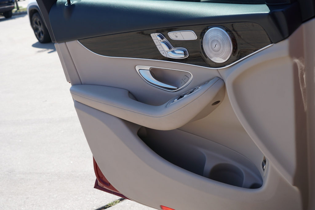 Thumbnail: 2019 Mercedes-Benz GLC - 19