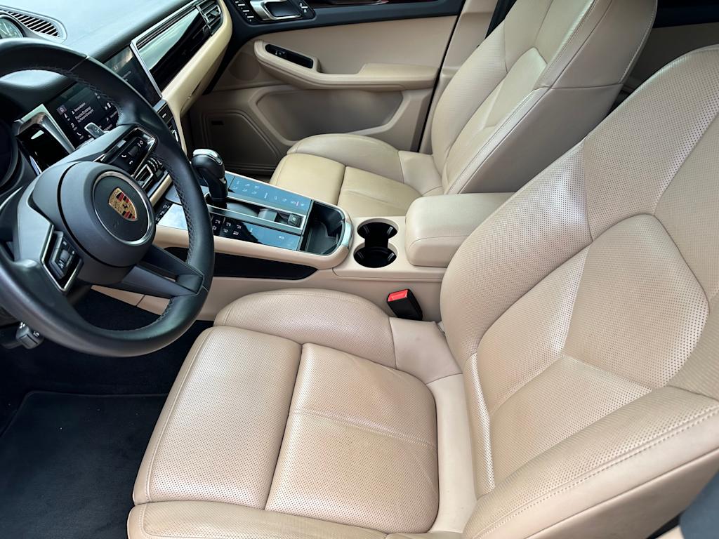 Thumbnail: 2024 Porsche Macan - 9