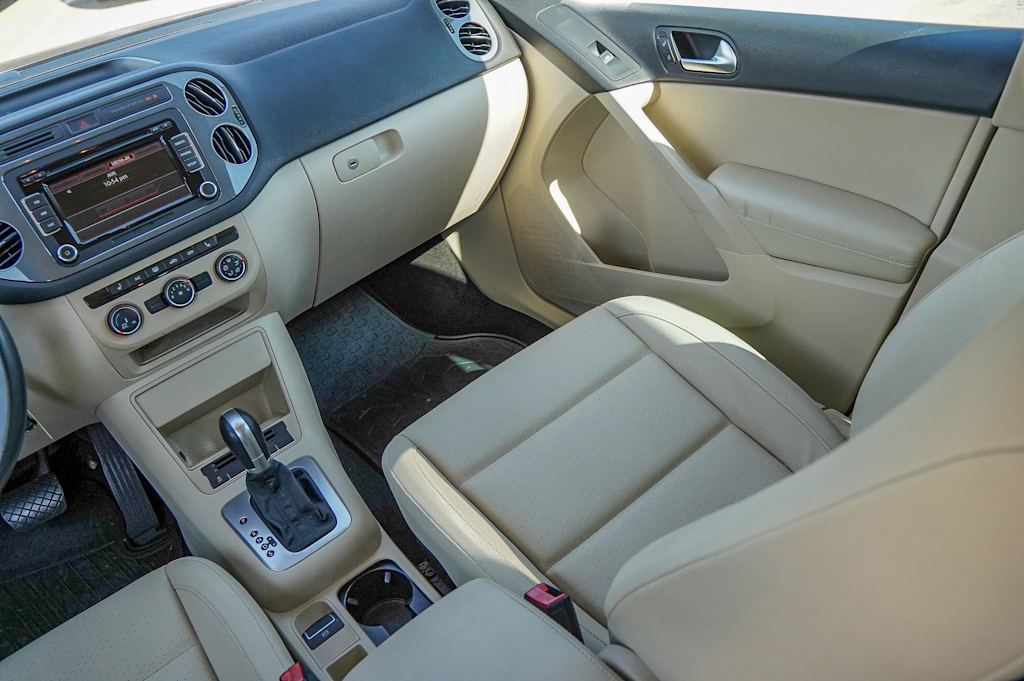 Thumbnail: 2015 Volkswagen Tiguan - 28