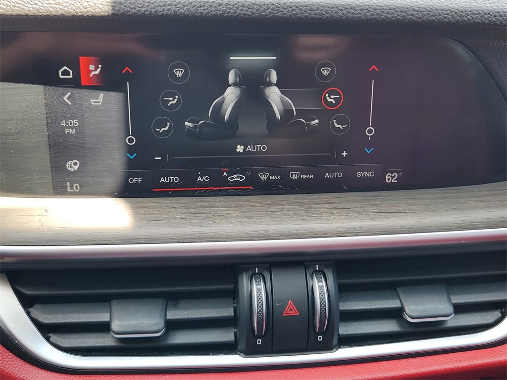 Thumbnail: 2021 Alfa Romeo Stelvio - 13