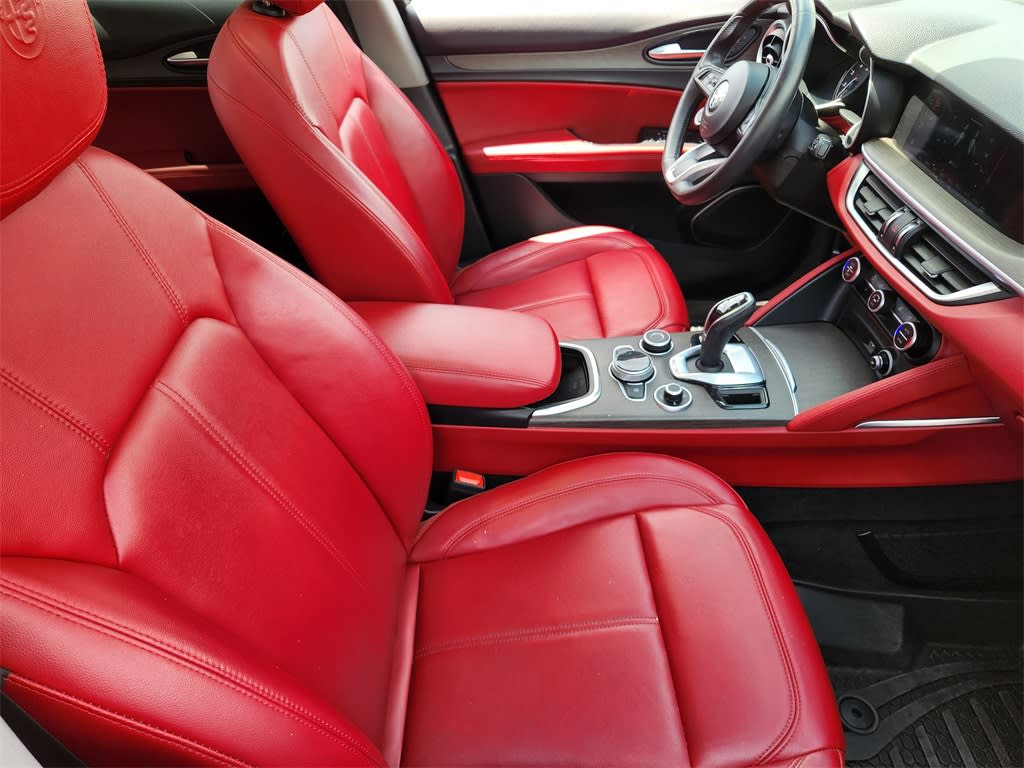 Thumbnail: 2021 Alfa Romeo Stelvio - 10