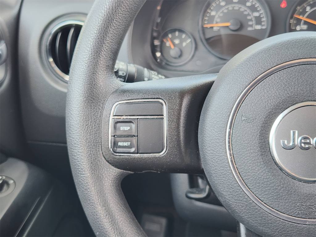 Thumbnail: 2016 Jeep Compass - 27