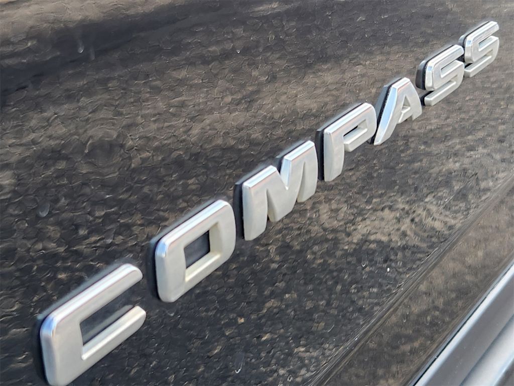 Thumbnail: 2016 Jeep Compass - 5
