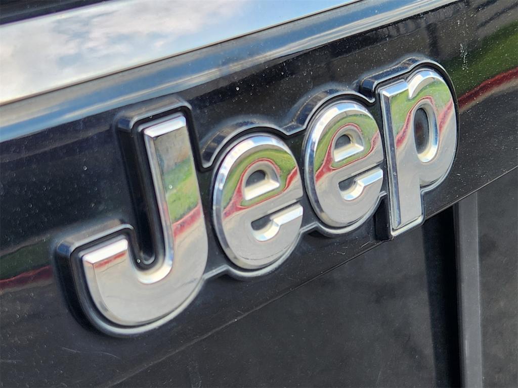 Thumbnail: 2016 Jeep Compass - 22