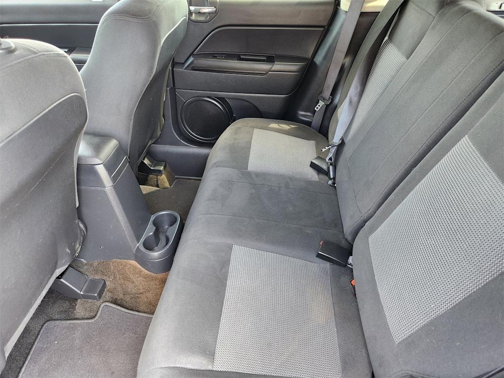 Thumbnail: 2016 Jeep Compass - 11