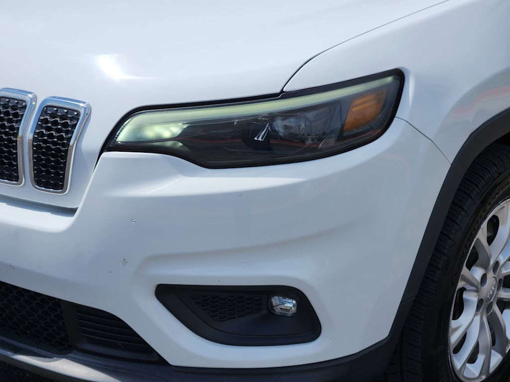 Thumbnail: 2019 Jeep Cherokee - 19