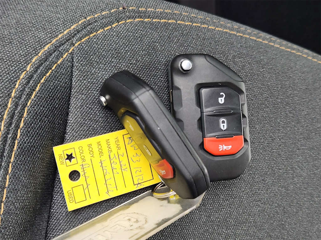 Thumbnail: 2024 Jeep Wrangler - 17