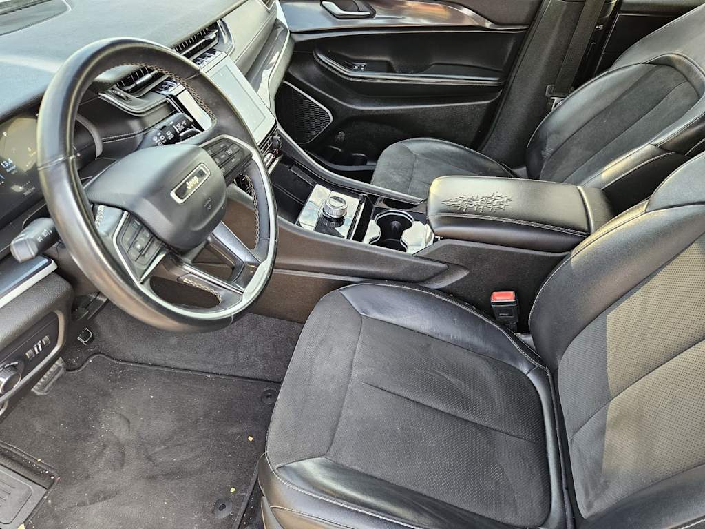 Thumbnail: 2021 Jeep Grand Cherokee L - 8