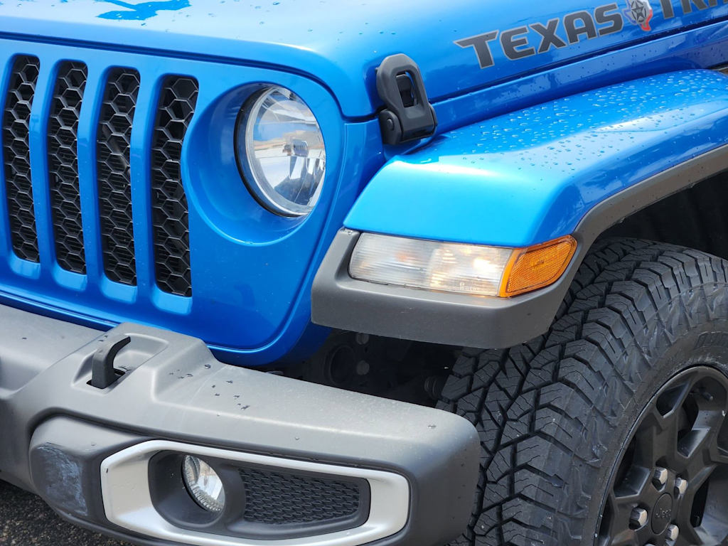 Thumbnail: 2023 Jeep Gladiator - 19