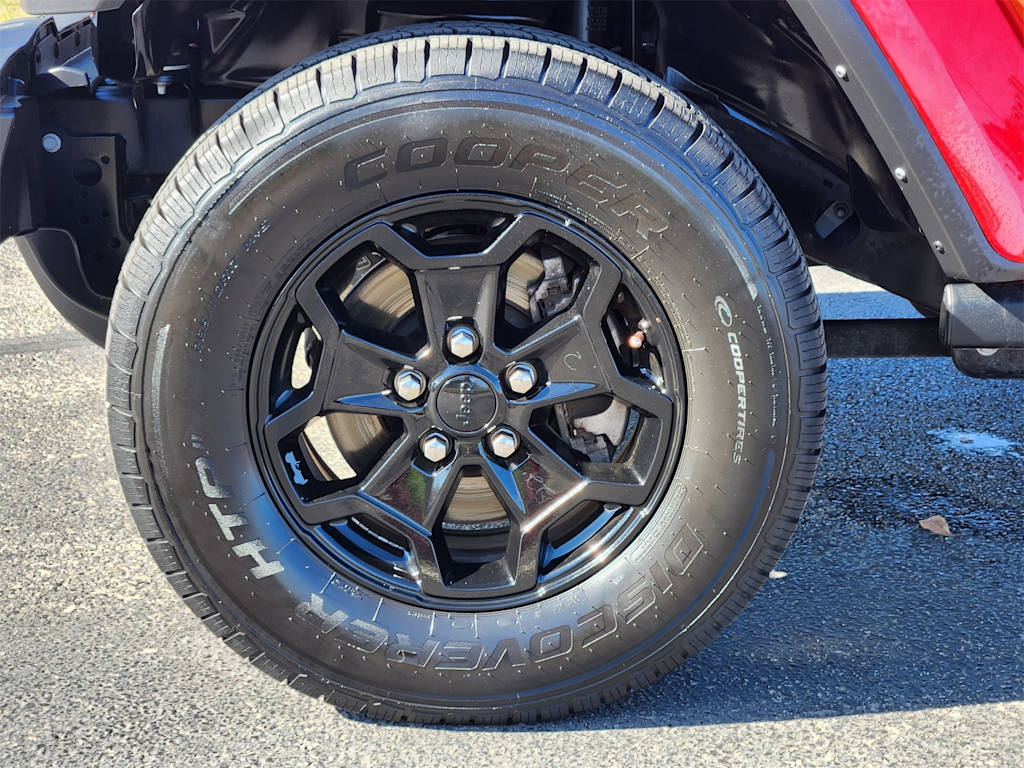 Thumbnail: 2023 Jeep Gladiator - 22