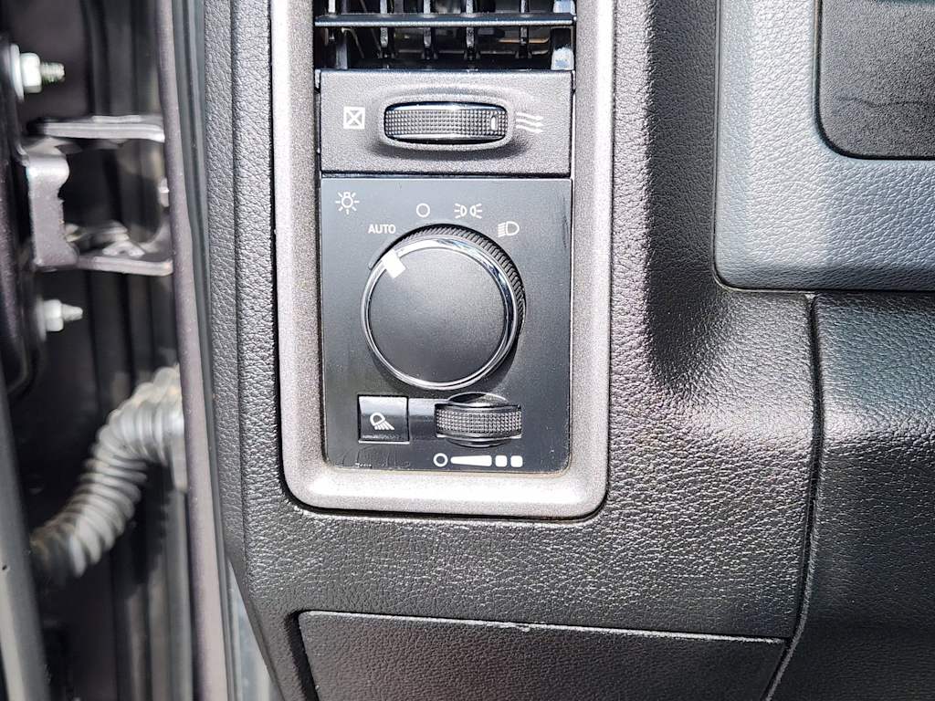 Thumbnail: 2019 RAM 1500 - 24