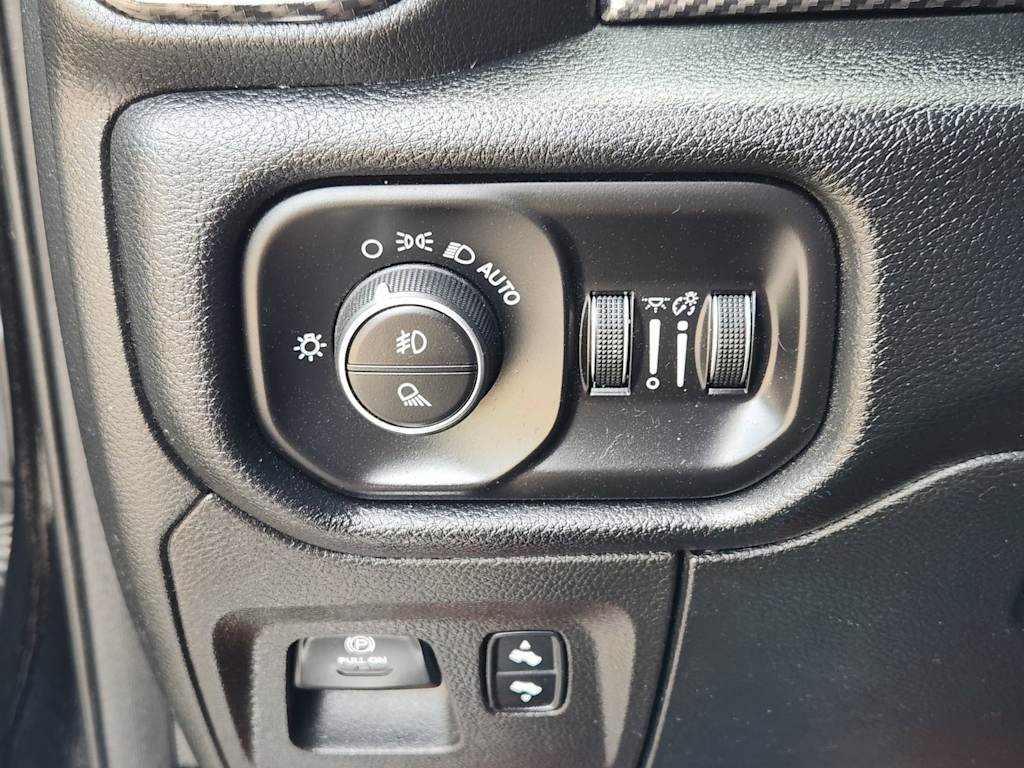 Thumbnail: 2021 RAM 1500 - 26