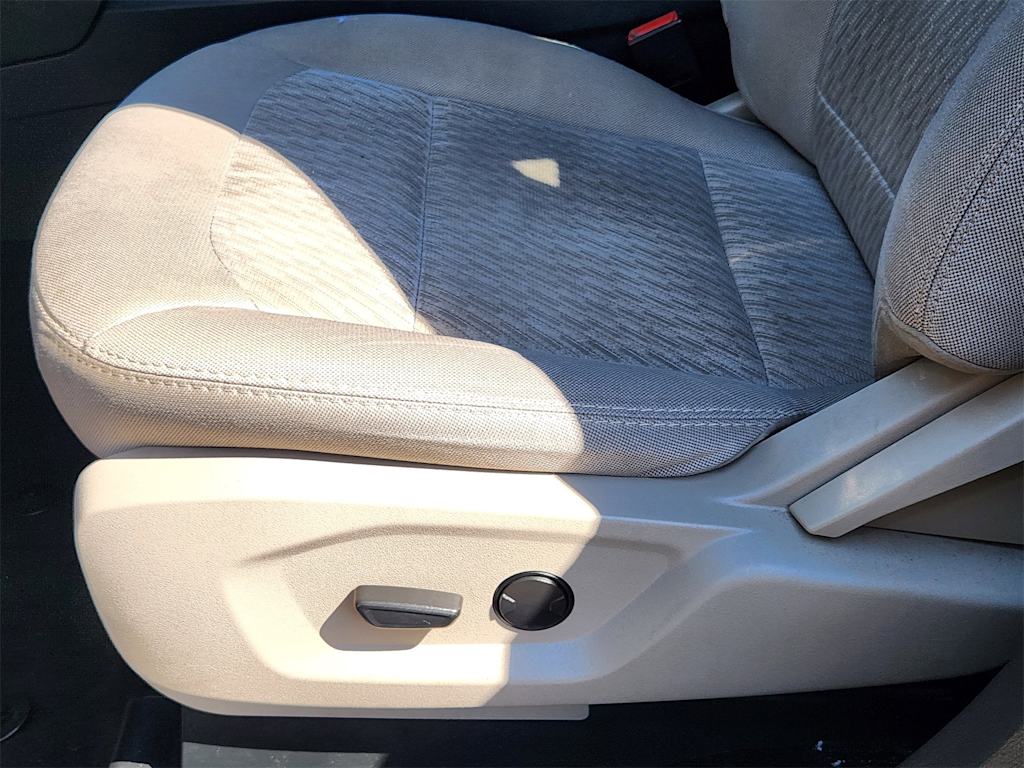 Thumbnail: 2019 Ford Explorer - 28